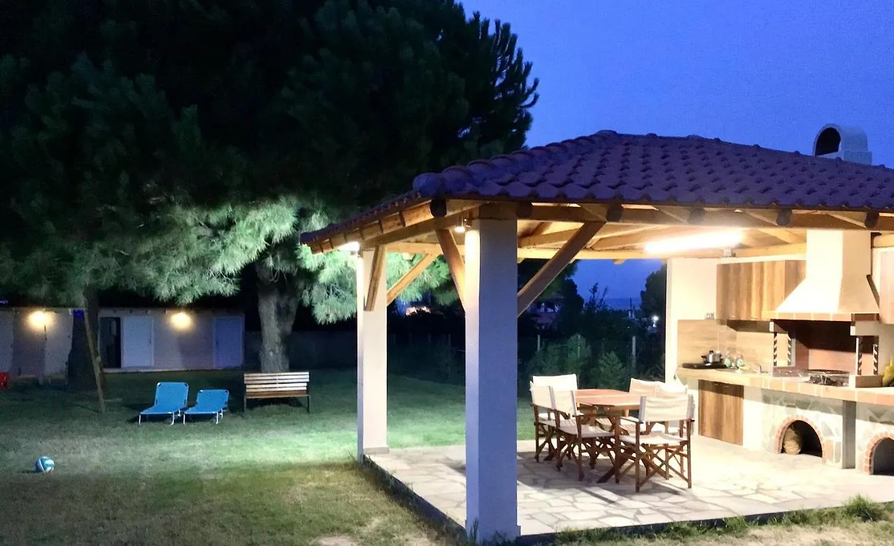 Be Happy Apartments Vourvourou